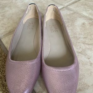 Ladies Naturalizer Flats 6W